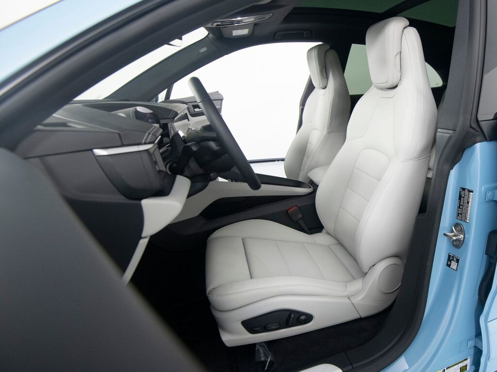 New 2026 Porsche Macan Electric 4 SUV