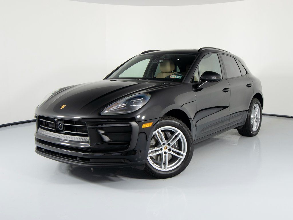 2025 Porsche Macan