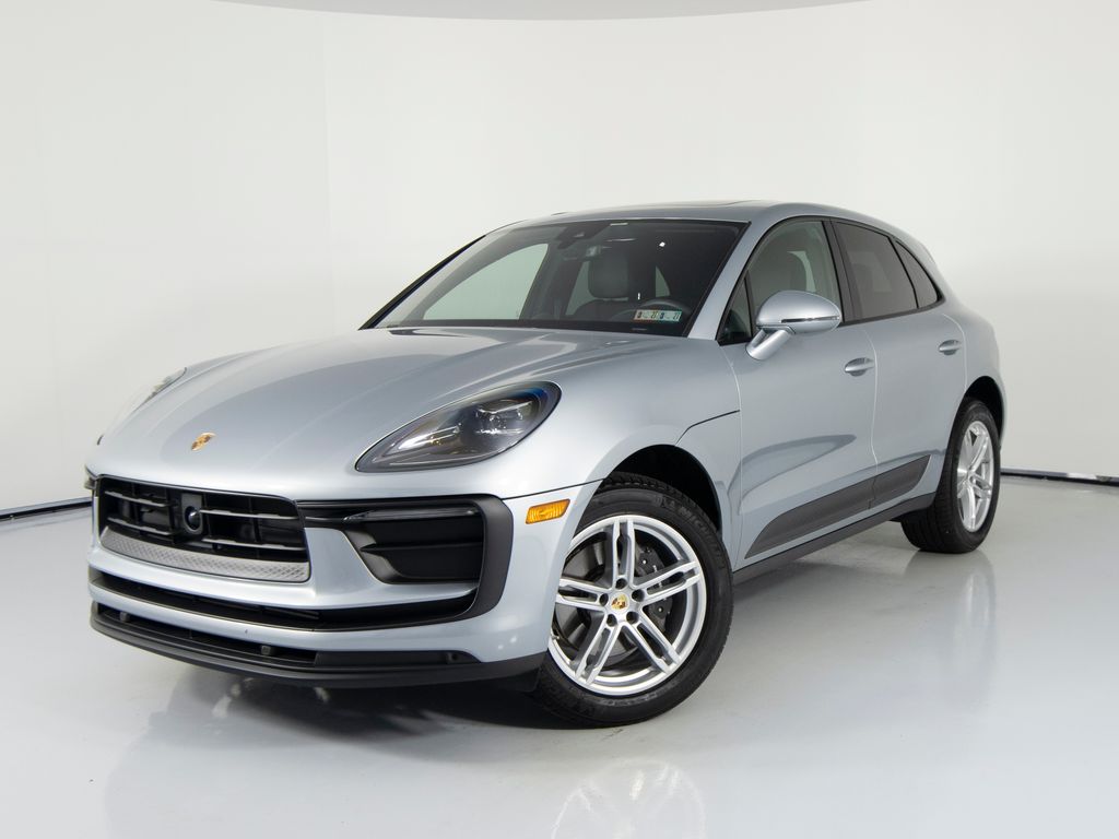 2025 Porsche Macan