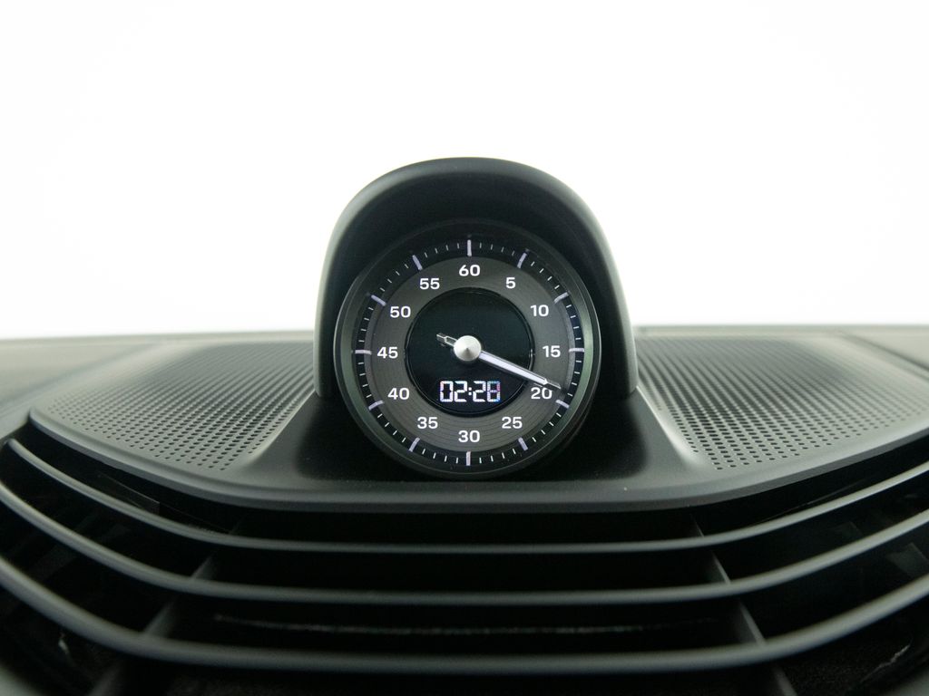 2026 Porsche Taycan Base - Photo 22