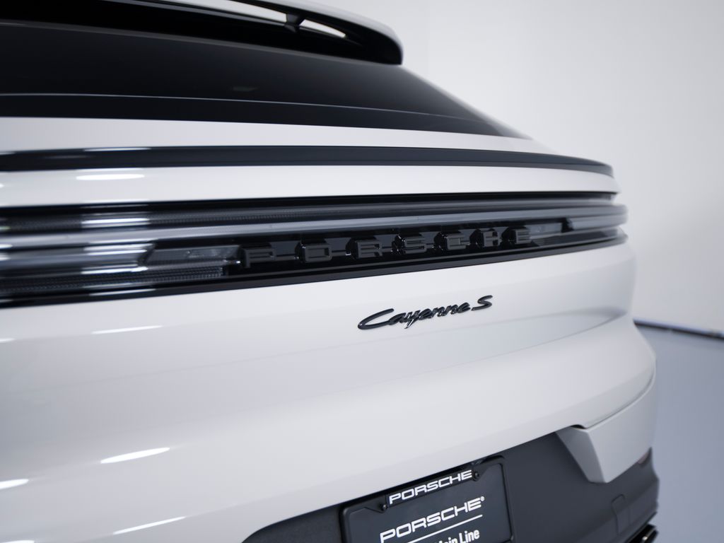 2026 Porsche Cayenne Coupe S E-Hybrid - Photo 36