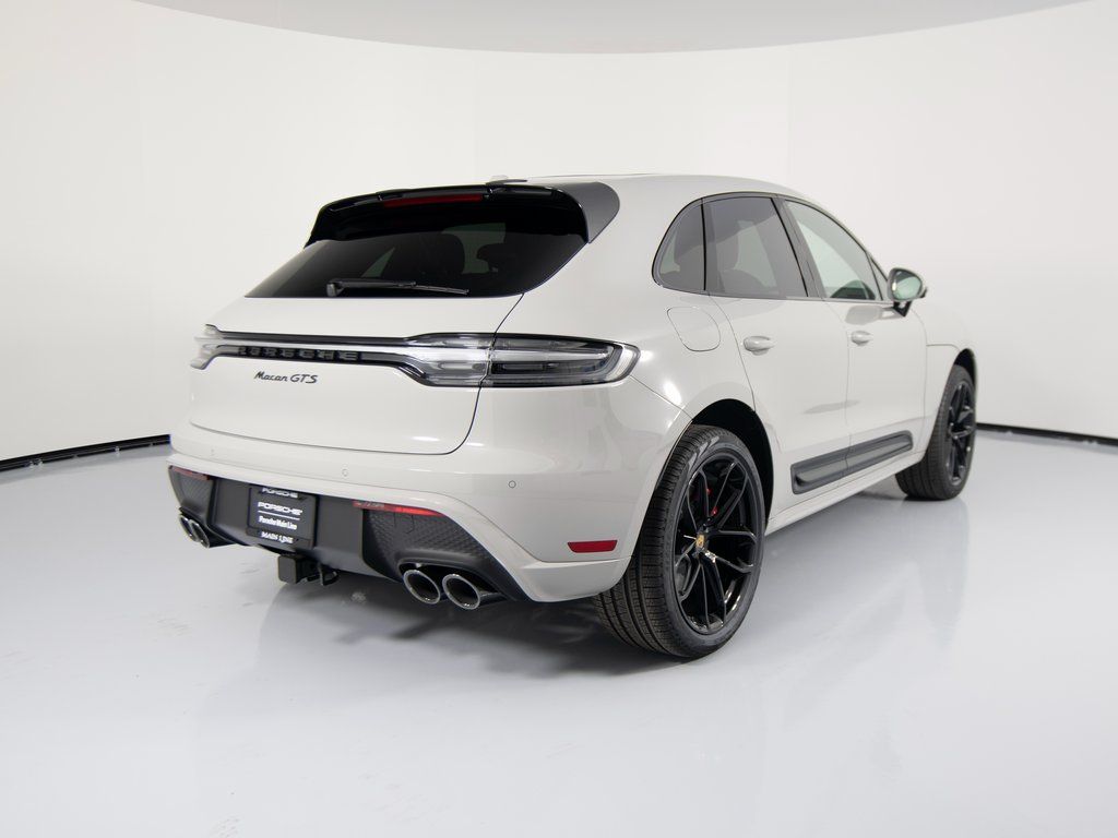 2026 Porsche Macan GTS - Photo 6