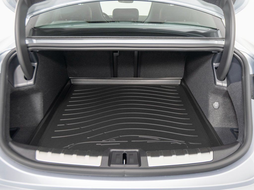 2026 Porsche Taycan Base - Photo 37