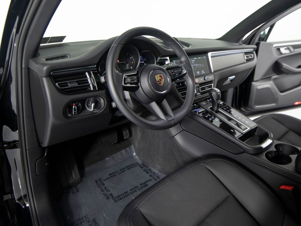 Certified 2025 Porsche Macan SUV