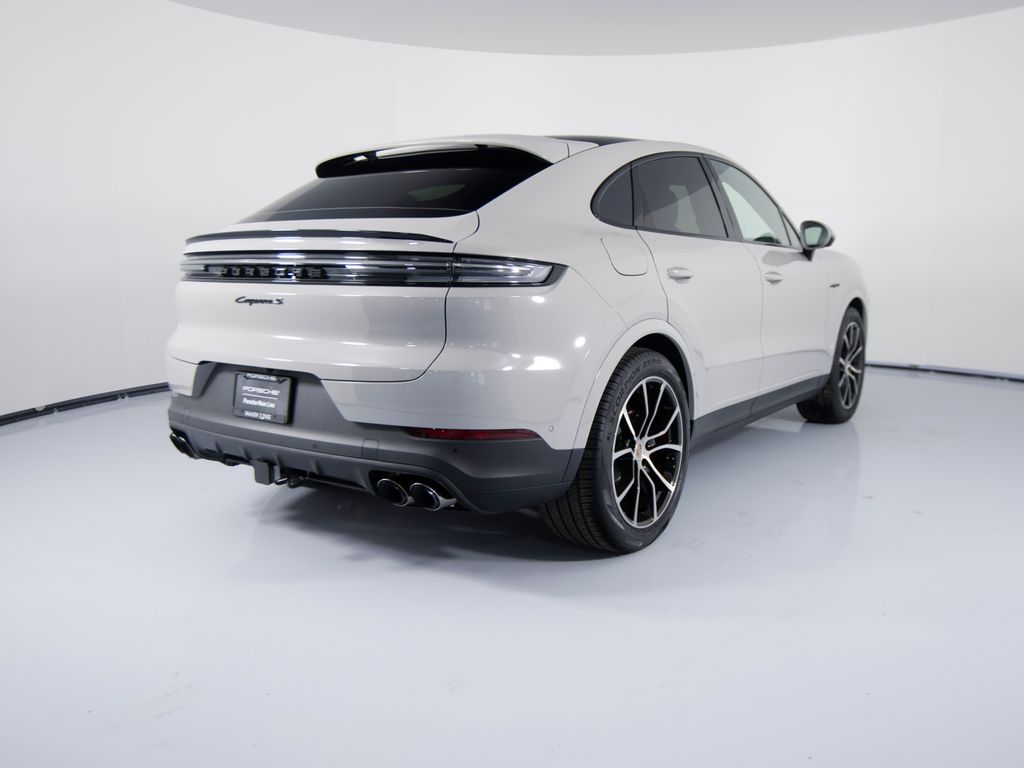 2026 Porsche Cayenne Coupe S E-Hybrid - Photo 8