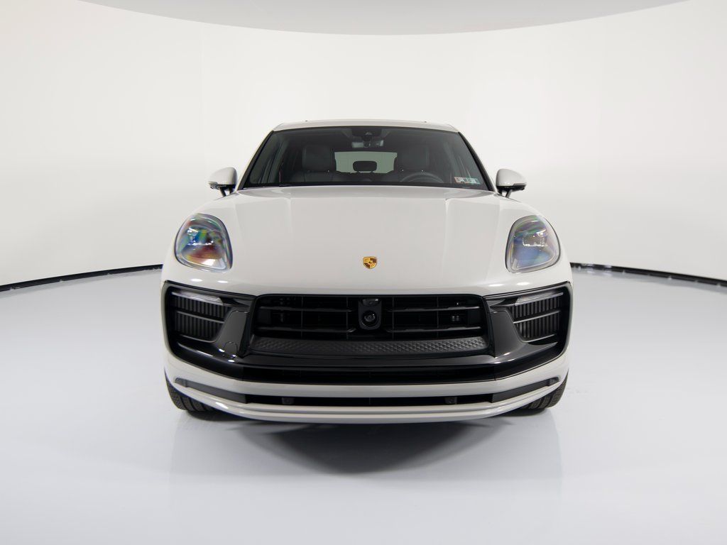 2026 Porsche Macan GTS - Photo 9