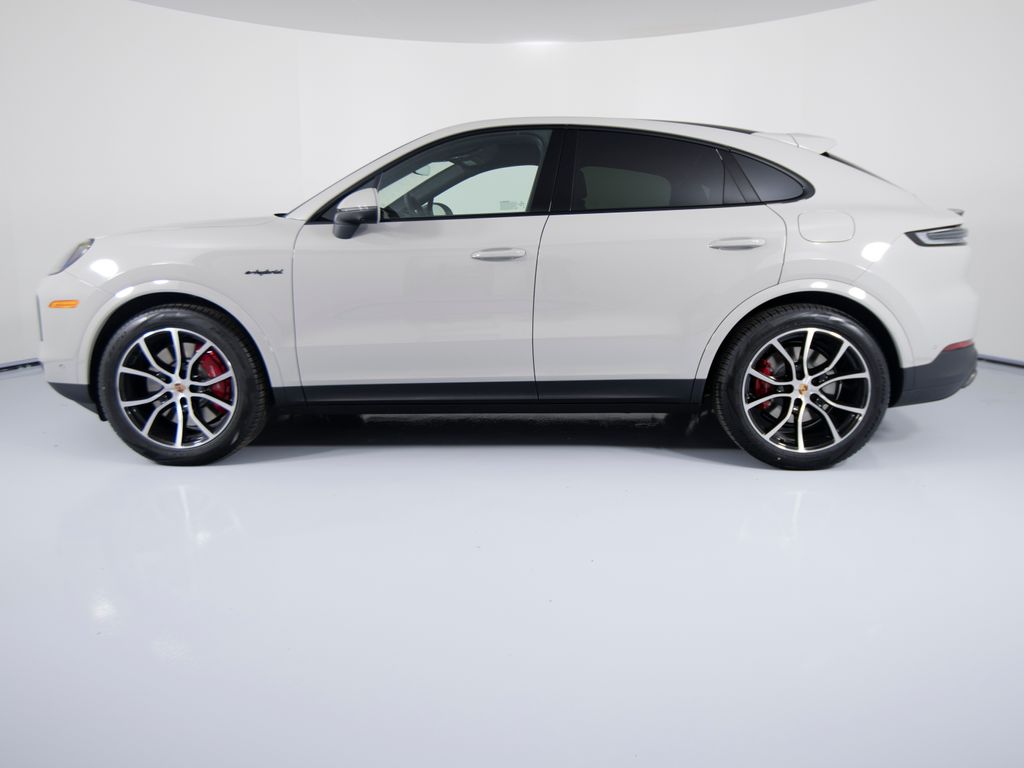 2026 Porsche Cayenne Coupe S E-Hybrid - Photo 6