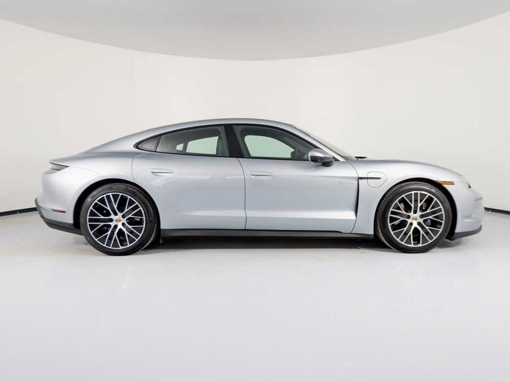 2026 Porsche Taycan Base - Photo 9