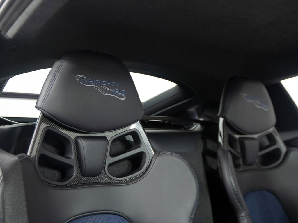 2024 Porsche 718 GT4 RS - Photo 37