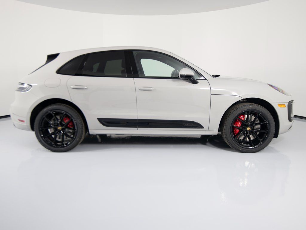 2026 Porsche Macan GTS - Photo 7