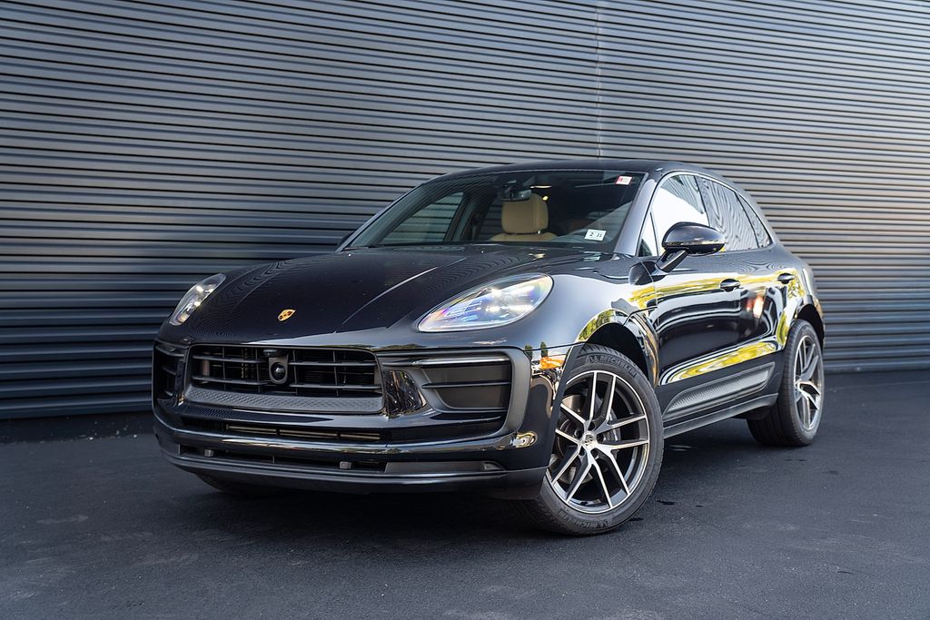 2026 Porsche Macan