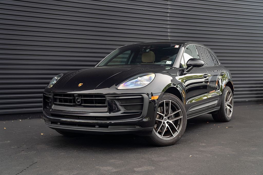 2026 Porsche Macan