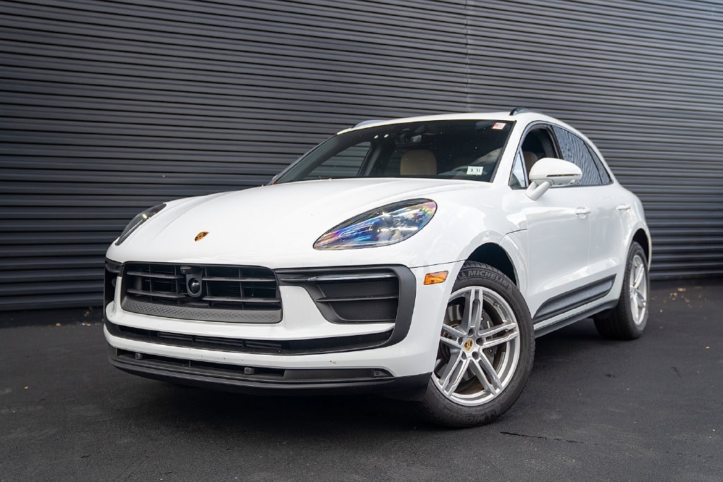 2026 Porsche Macan