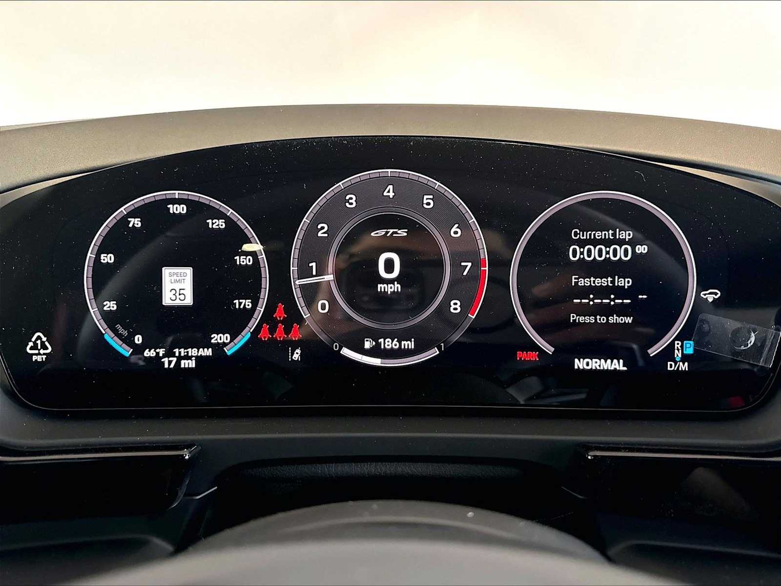 2026 Porsche Cayenne Coupe GTS - Photo 17