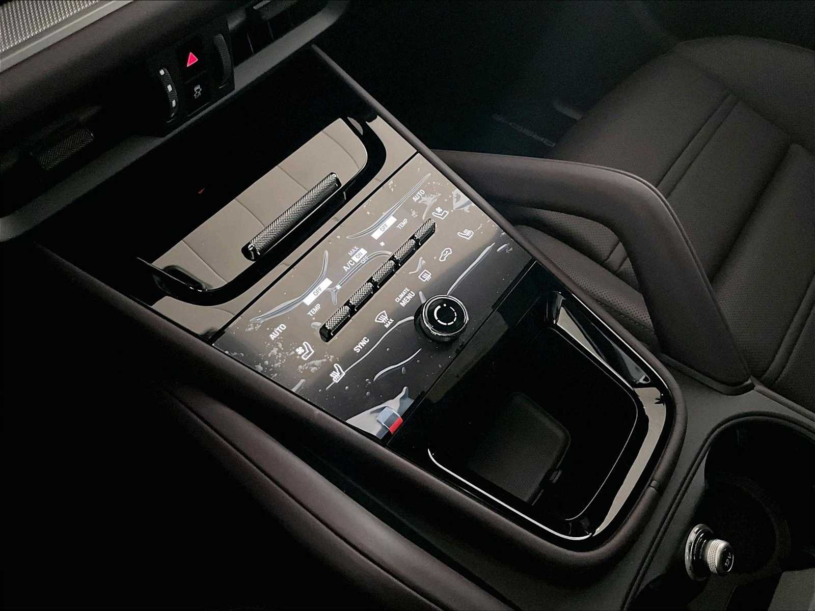 2026 Porsche Cayenne Coupe Base - Photo 17