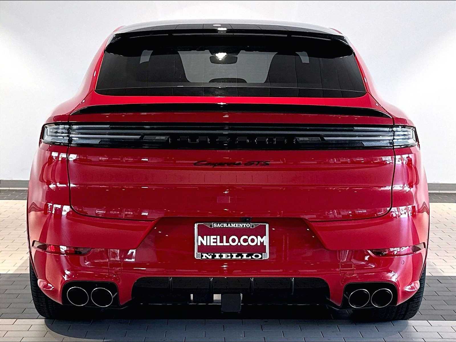 2026 Porsche Cayenne Coupe GTS - Photo 6