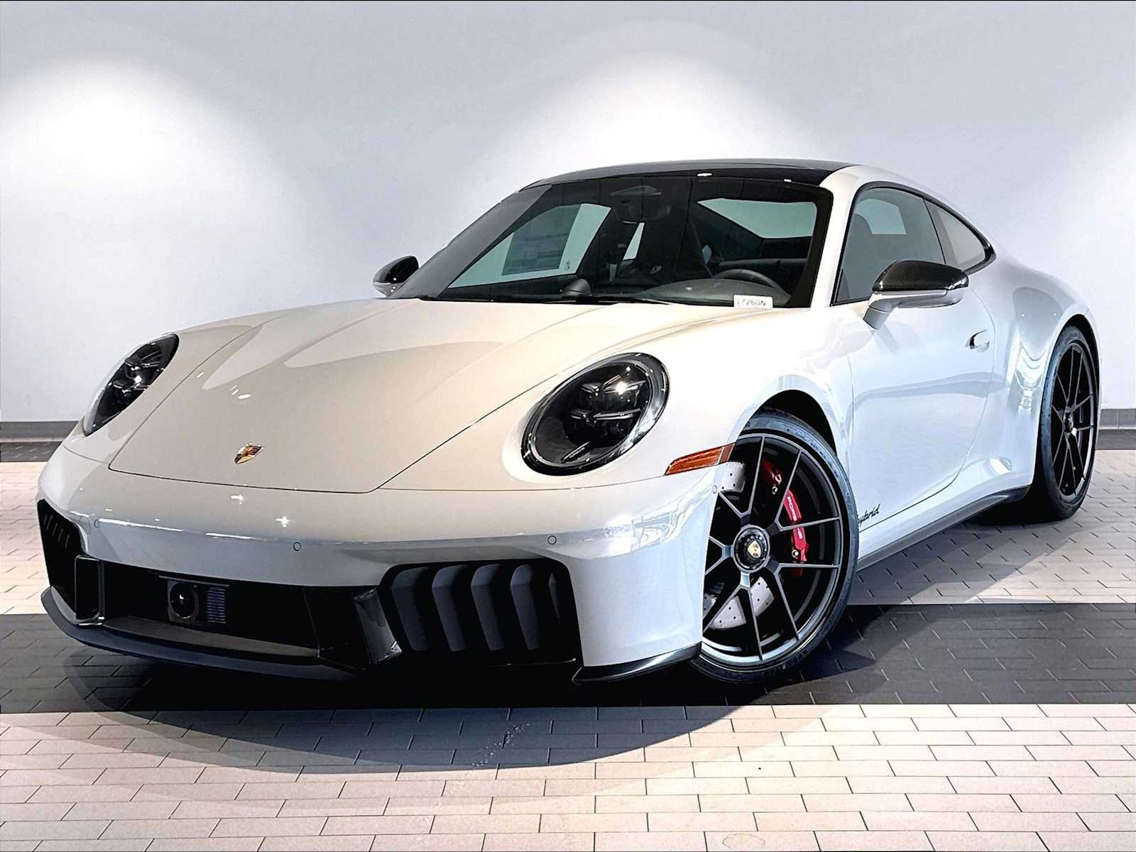 2026 Porsche 911 GTS