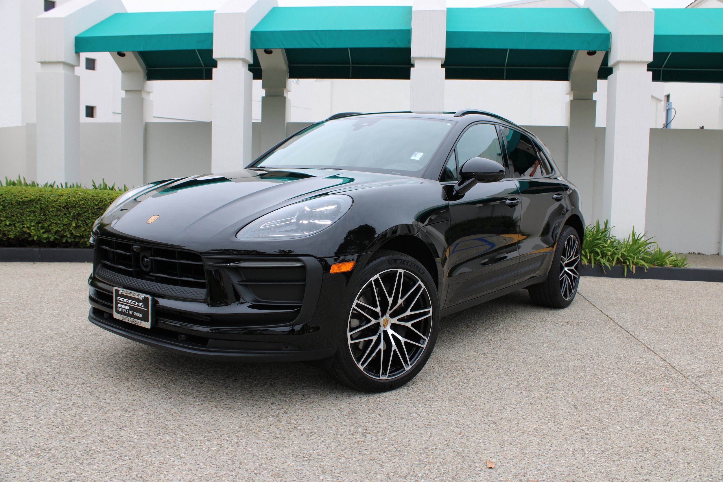 2026 Porsche Macan