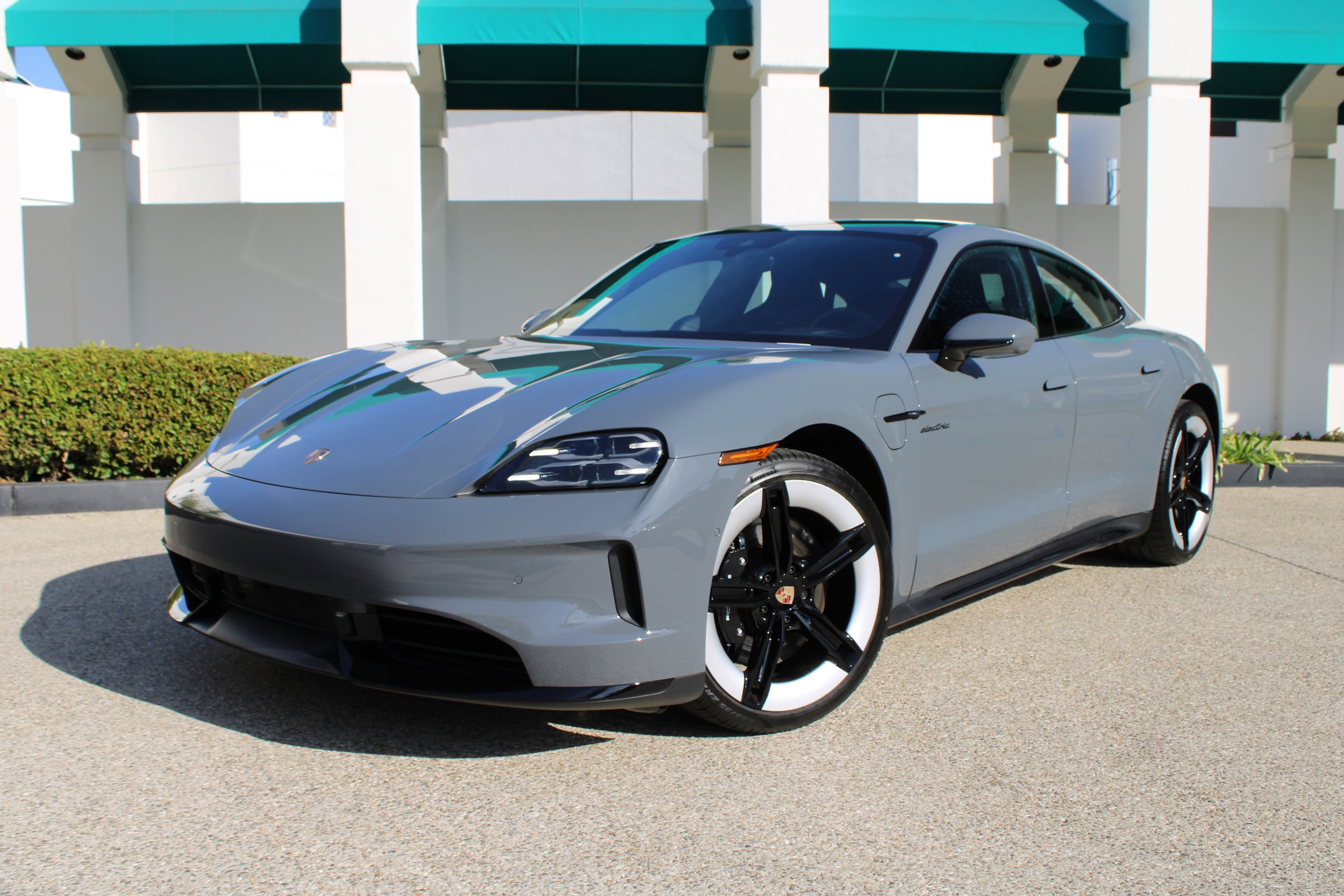 2026 Porsche Taycan