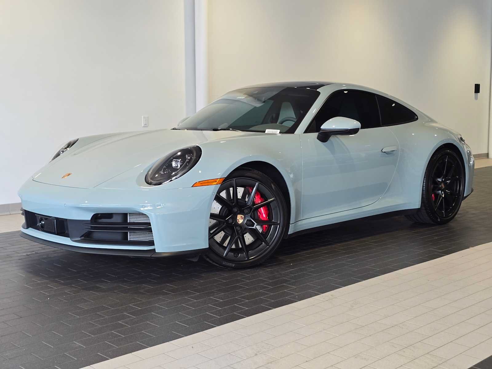 2025 Porsche 911