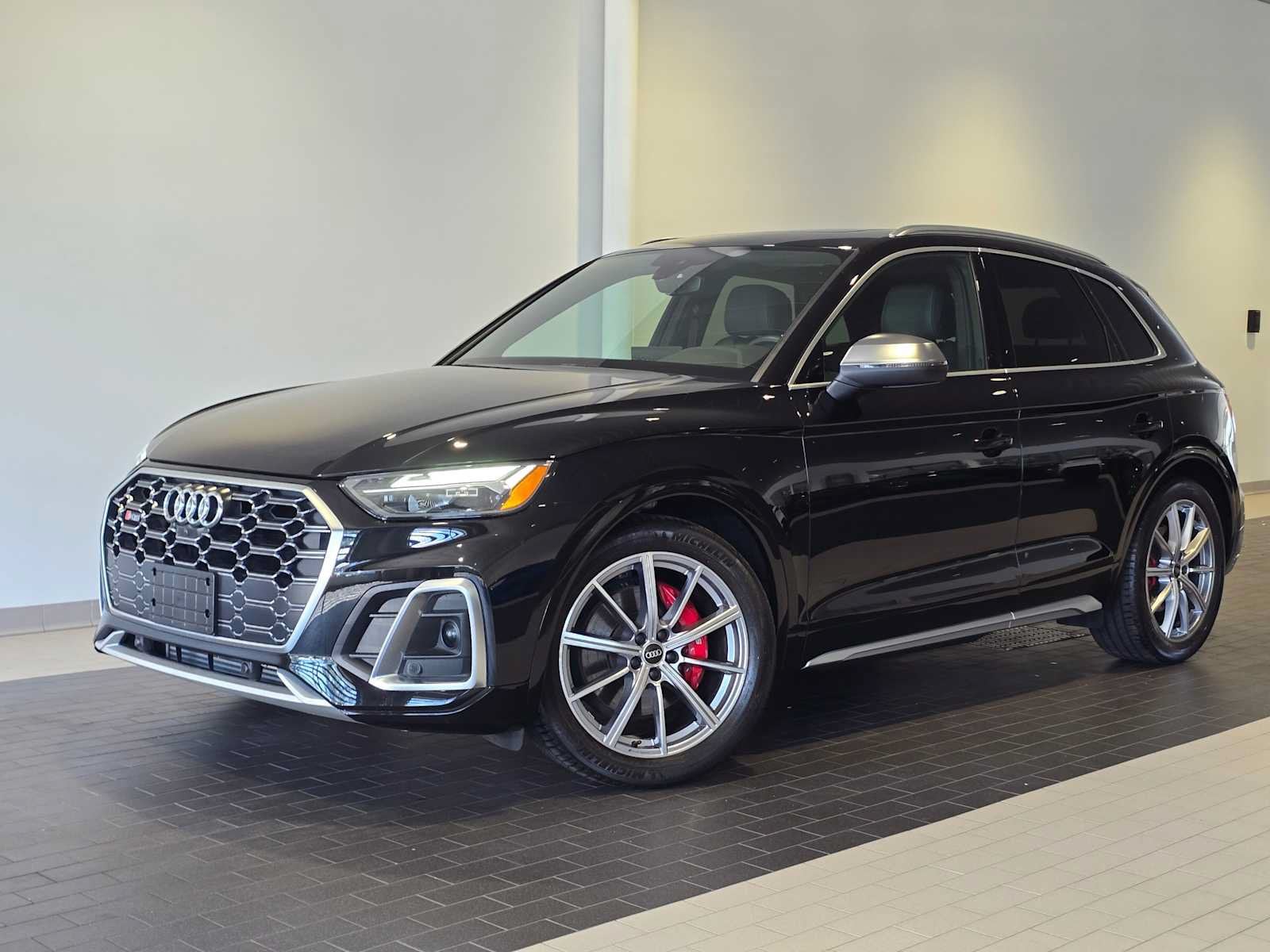 2023 Audi SQ5