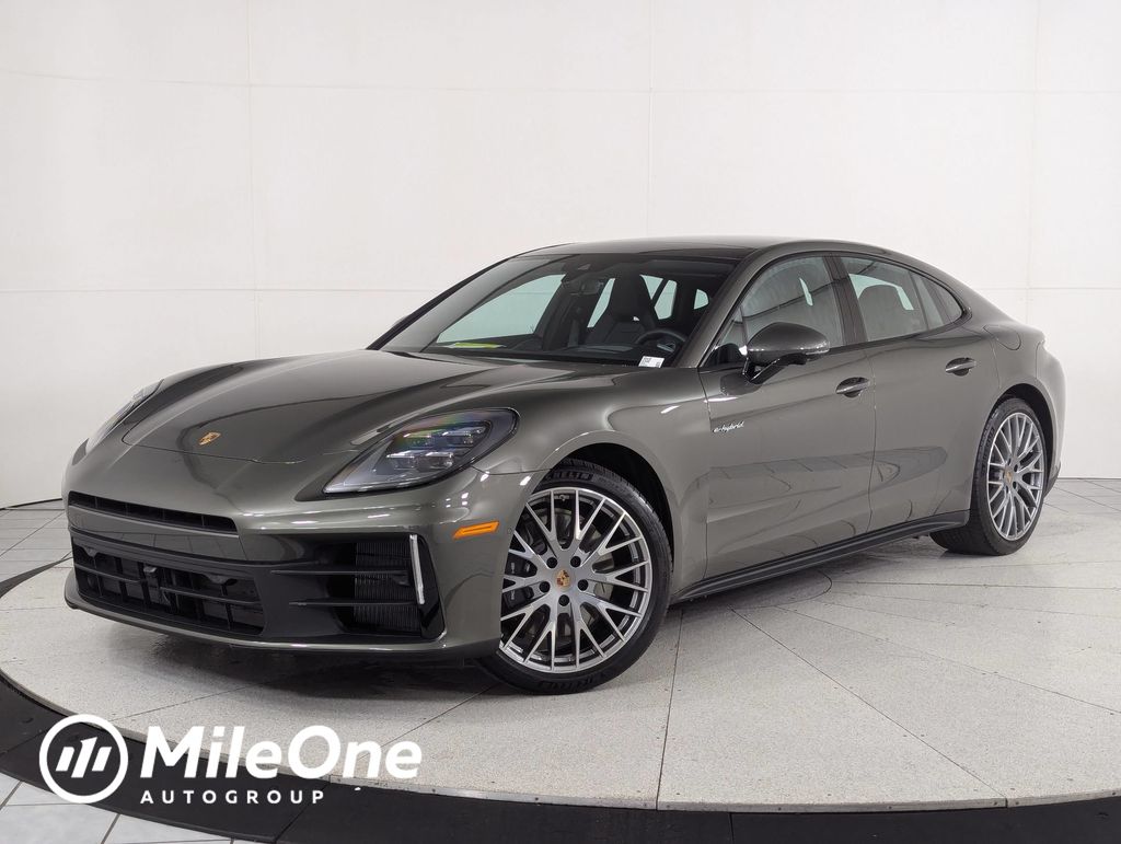 2026 Porsche Panamera E-Hybrid
