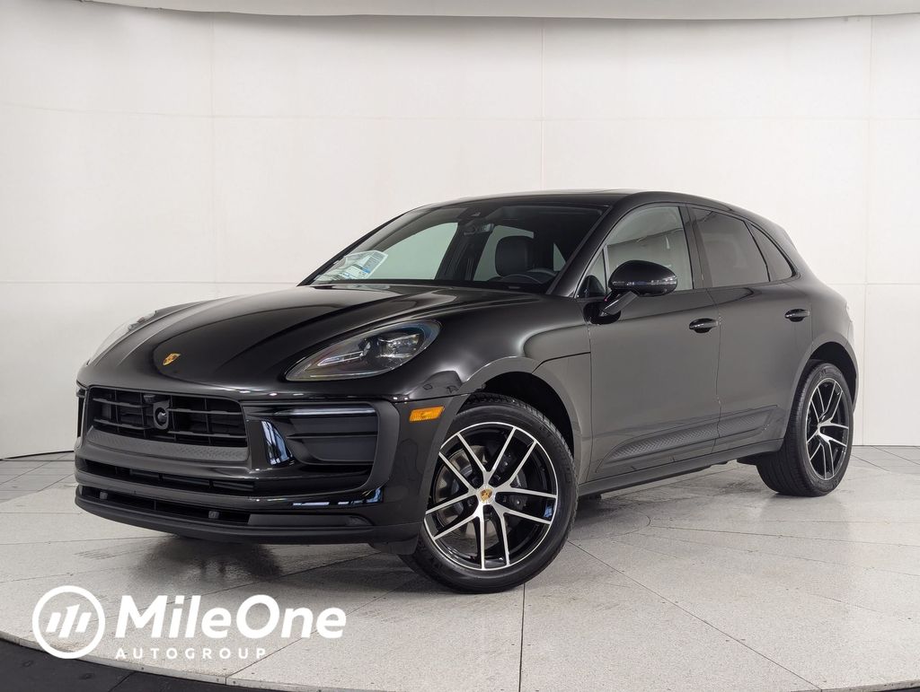 2025 Porsche Macan