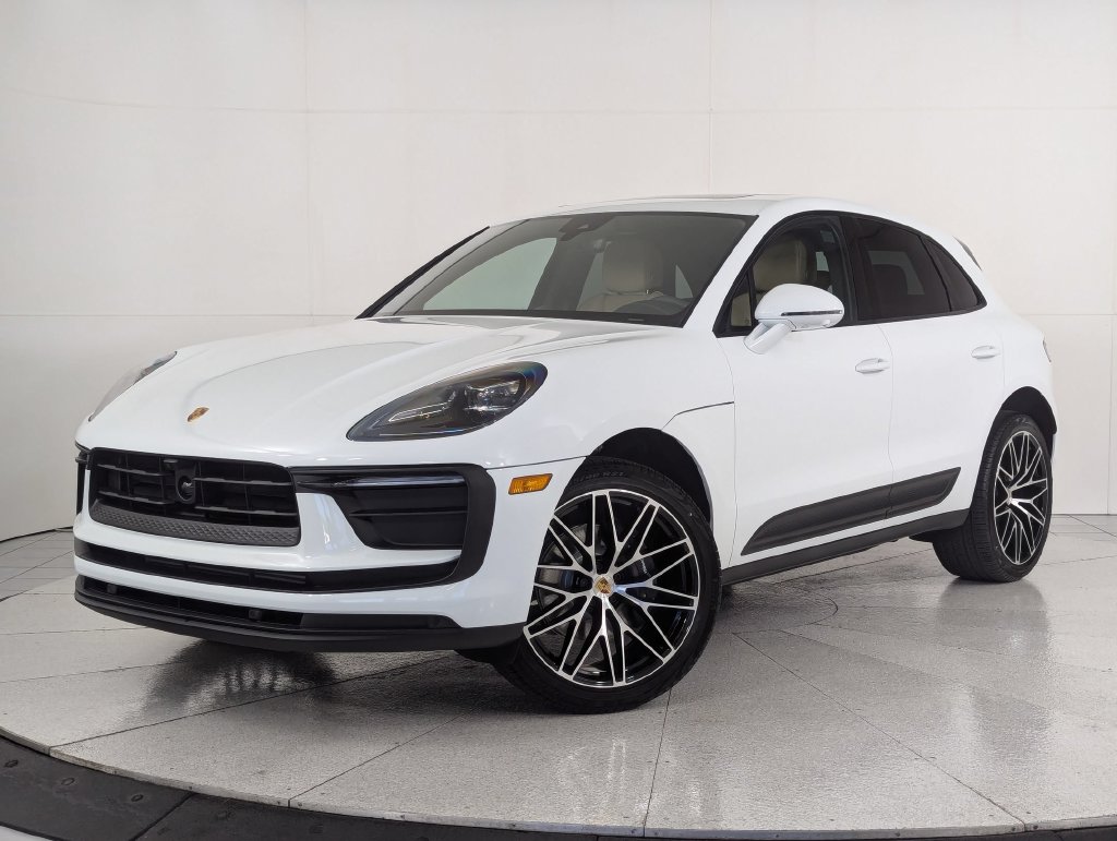 2026 Porsche Macan