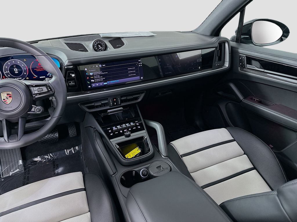 2026 Porsche Cayenne Base - Photo 26