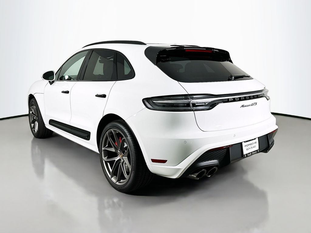 2026 Porsche Macan GTS - Photo 3