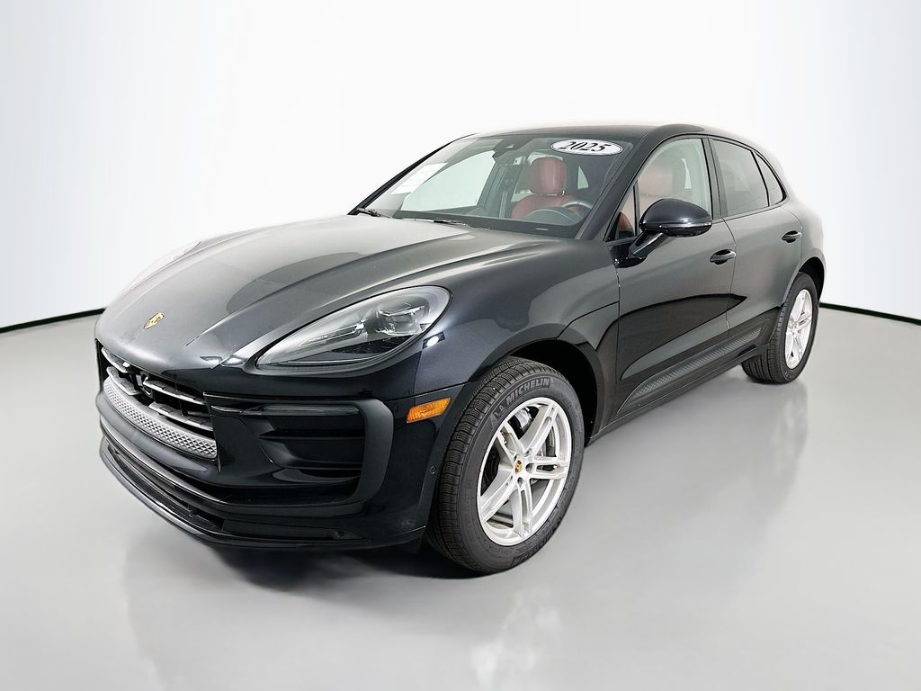 2025 Porsche Macan