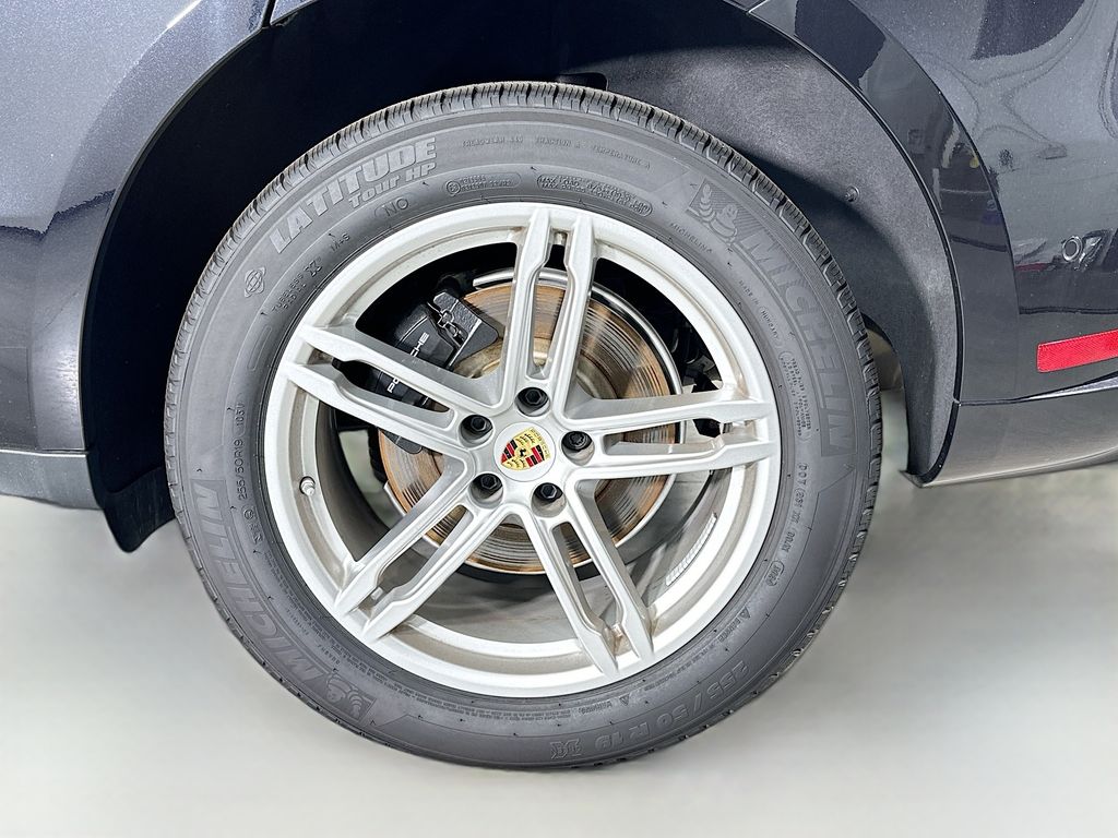 2025 Porsche Macan Base - Photo 31