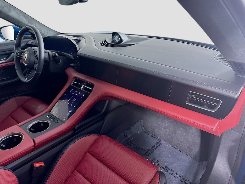 2026 Porsche Taycan S - Photo 31