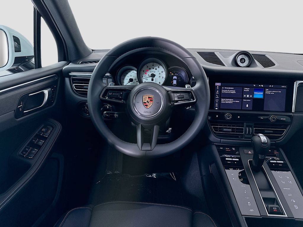 2026 Porsche Macan GTS - Photo 25
