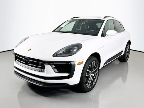2025 Porsche Macan SUV