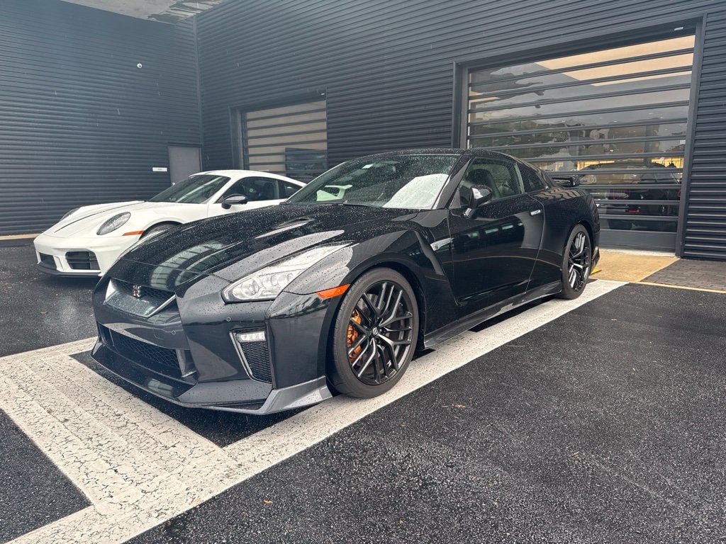 2017 Nissan GT-R