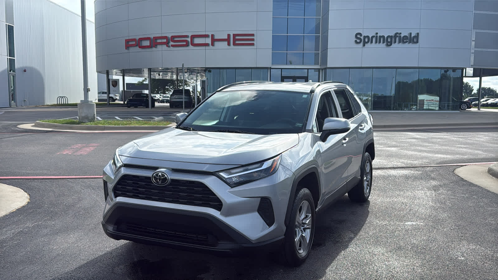Used 2025 Toyota RAV4 XLE SUV