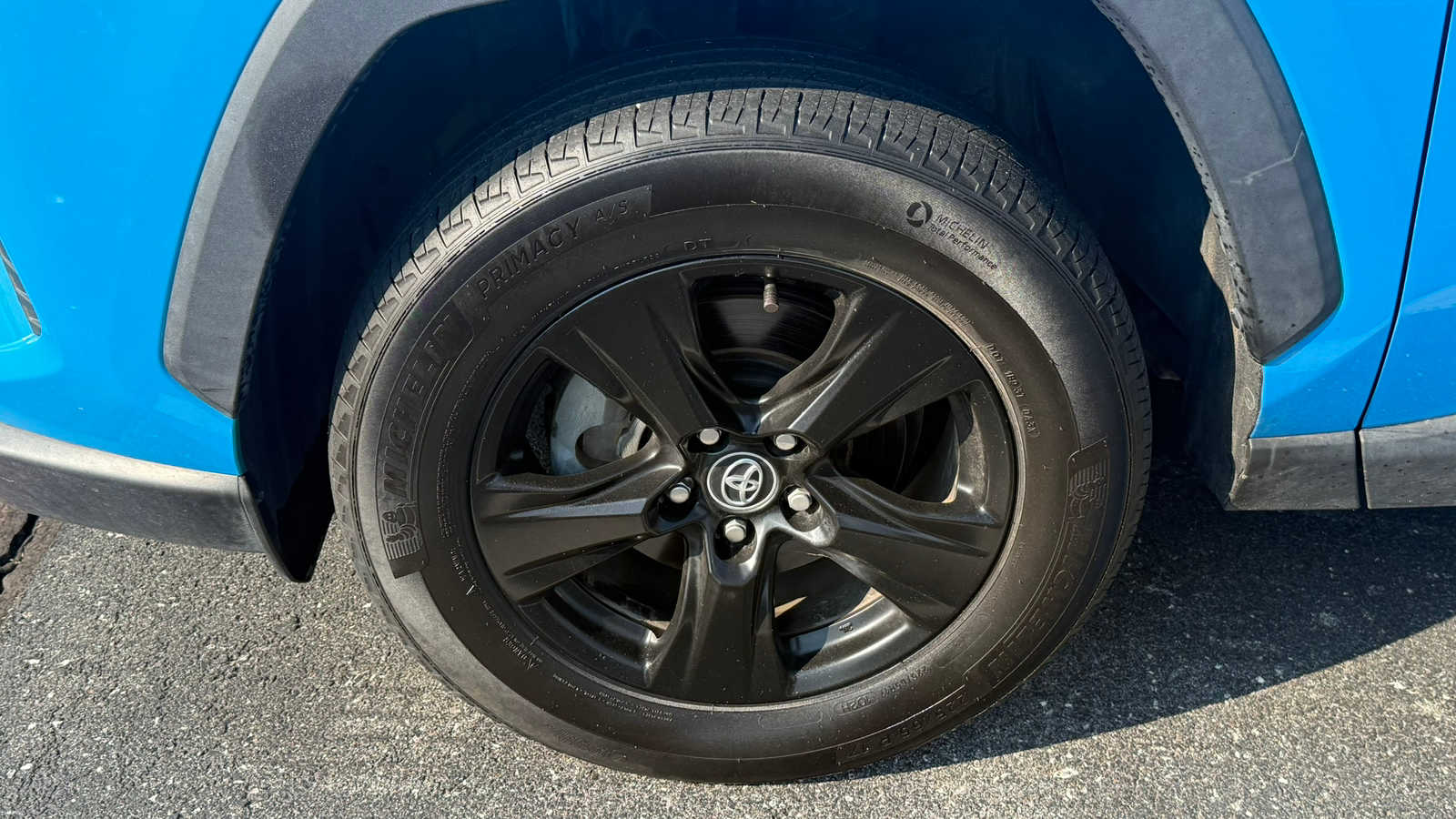 Used 2021 Toyota RAV4 XLE SUV