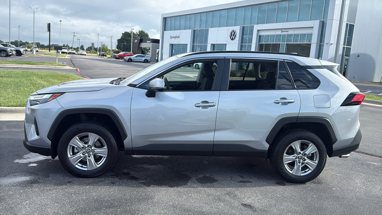 Used 2025 Toyota RAV4 XLE SUV