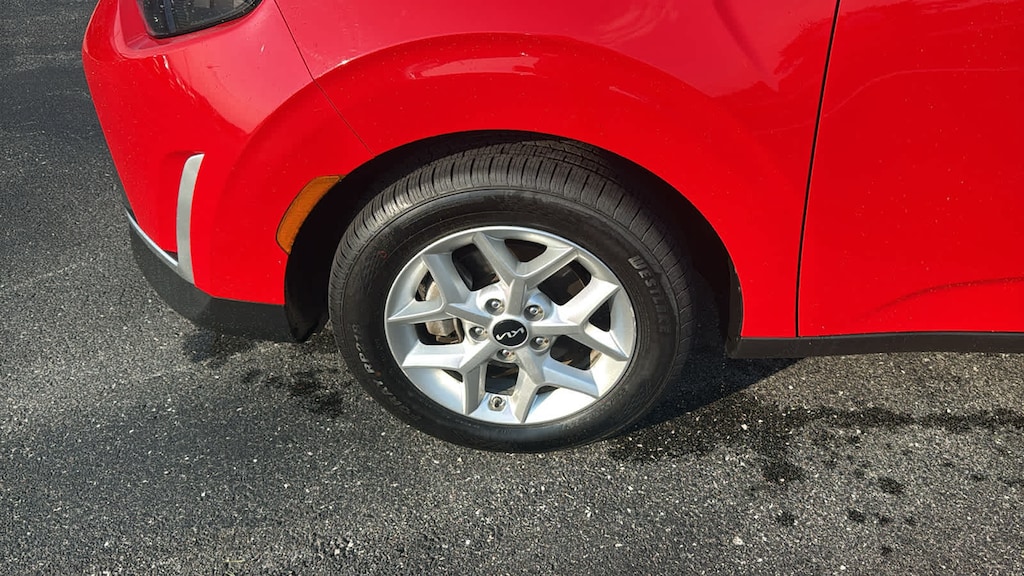 Used 2024 Kia Soul LX Hatchback