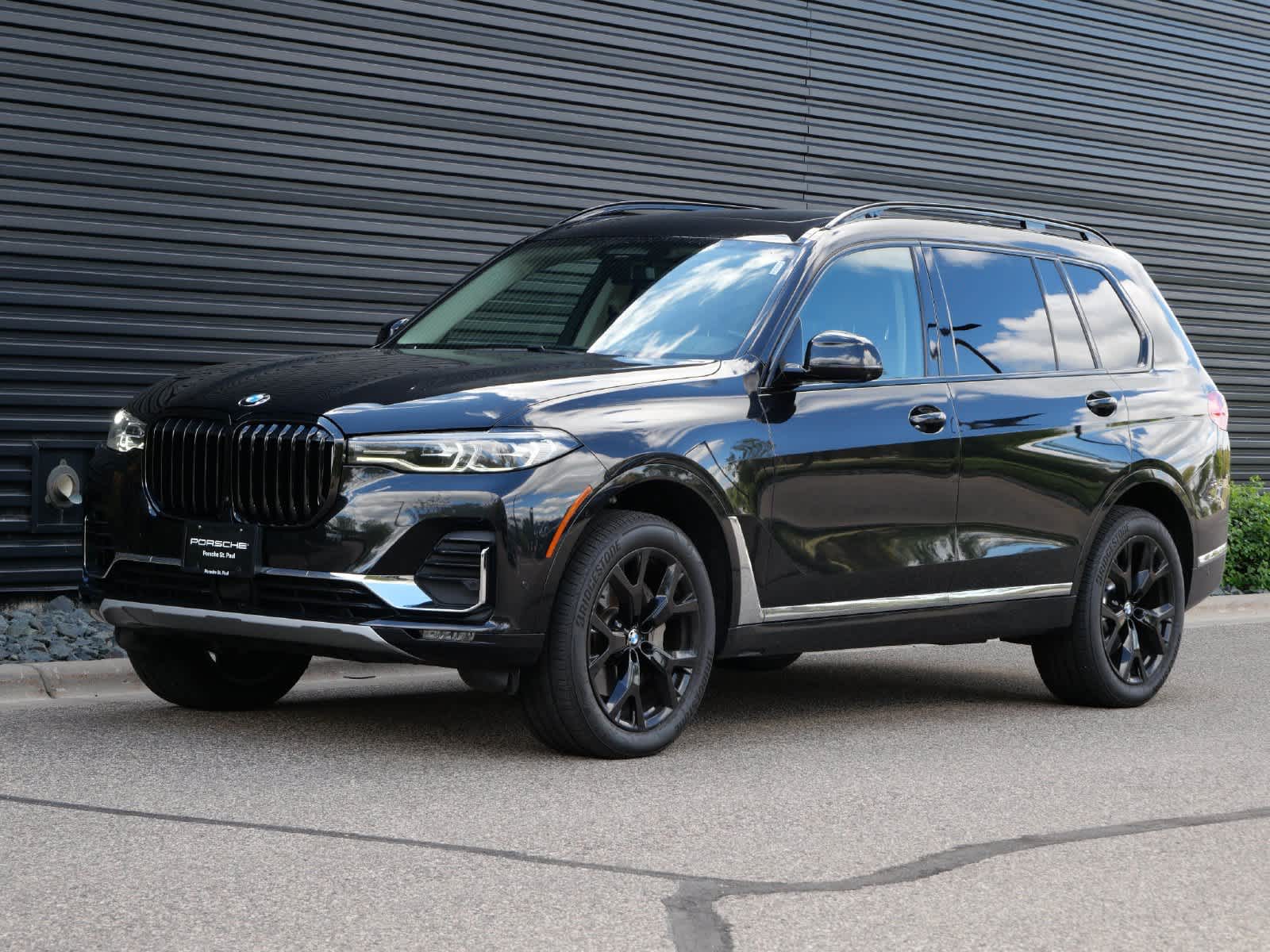 2021 BMW X7