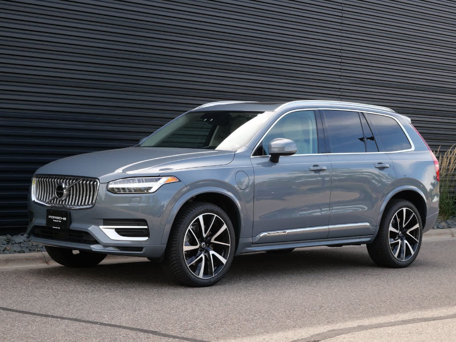 2022 Volvo XC90 Recharge Plug-In Hybrid