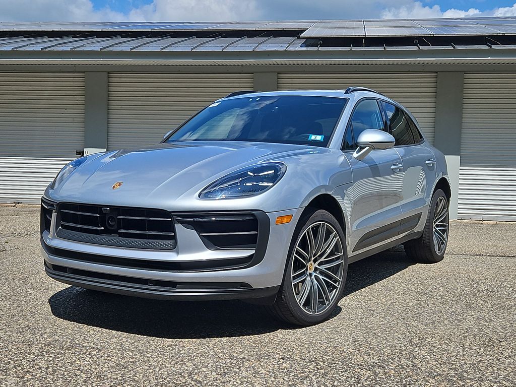 2026 Porsche Macan
