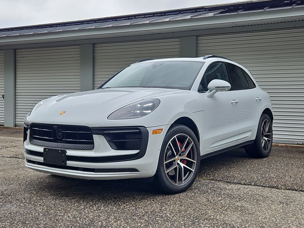 2023 Porsche Macan