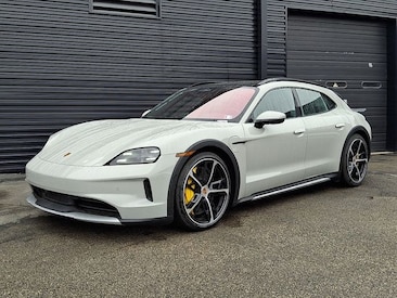 2026 Porsche Taycan Cross Turismo 4S Wagon