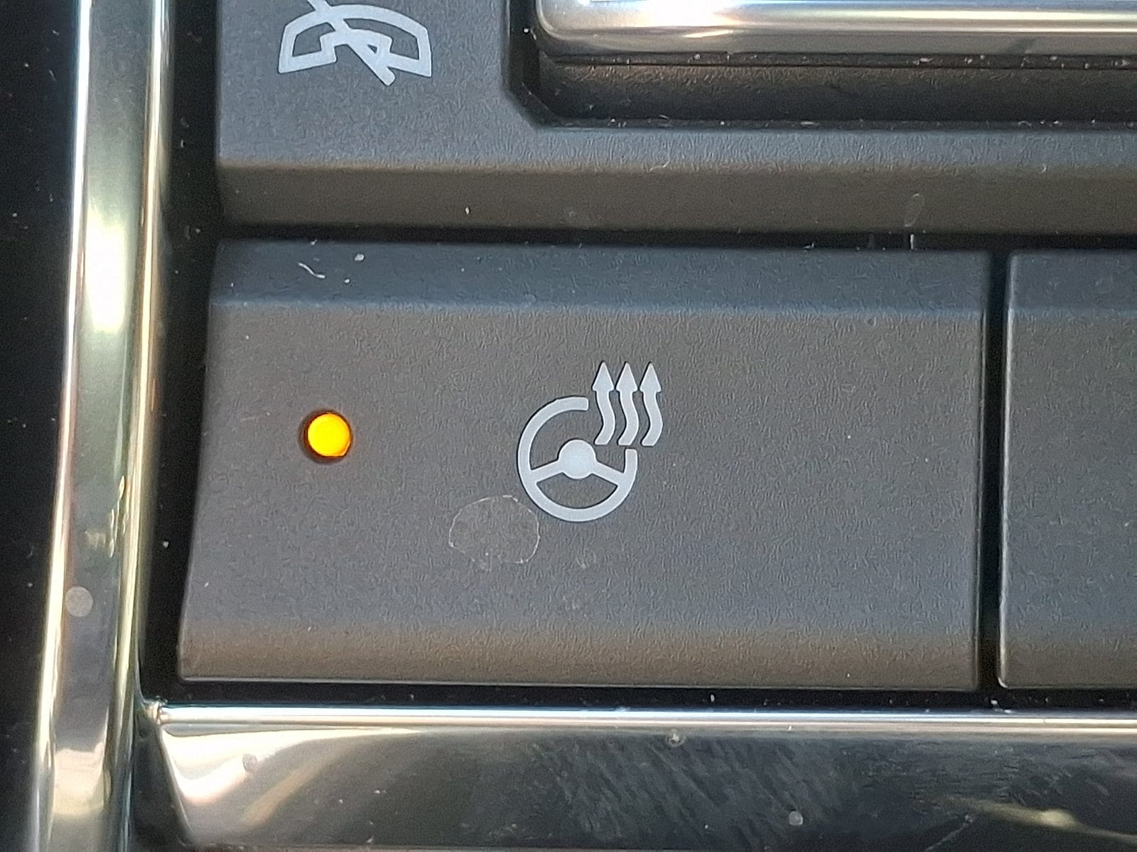 2026 GMC Yukon XL Denali - Photo 28
