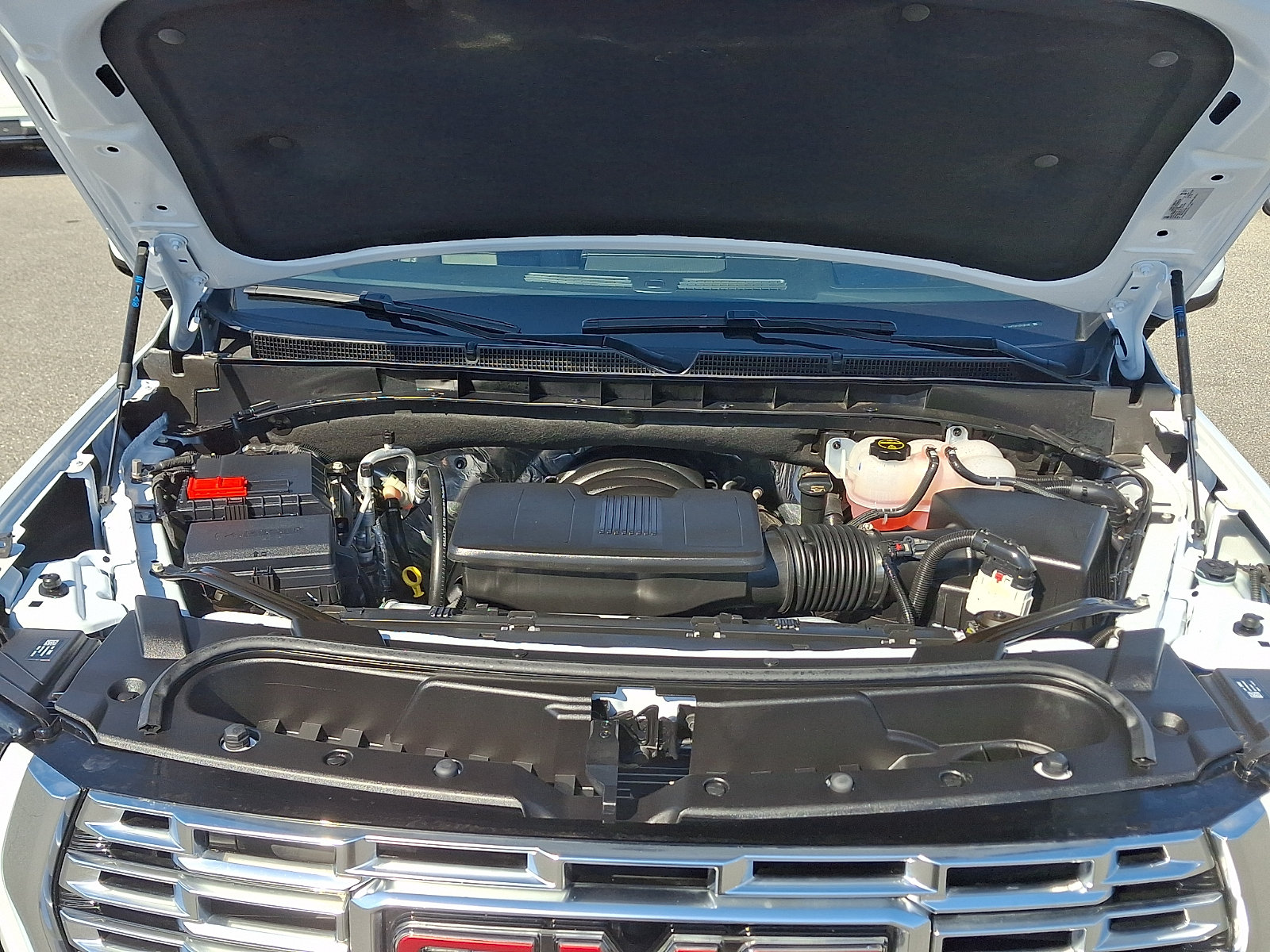2026 GMC Yukon XL Denali - Photo 30