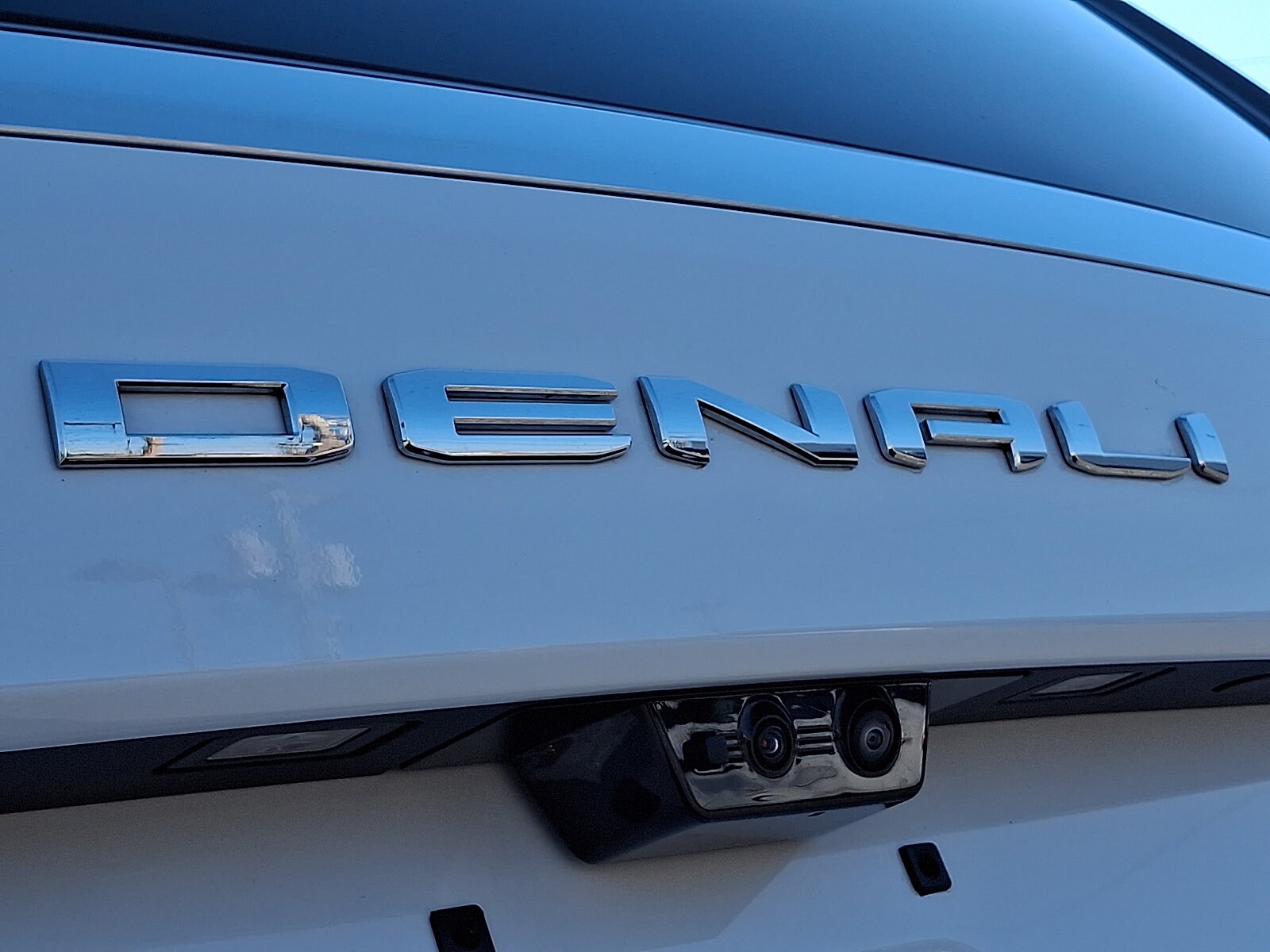 2026 GMC Yukon XL Denali - Photo 34