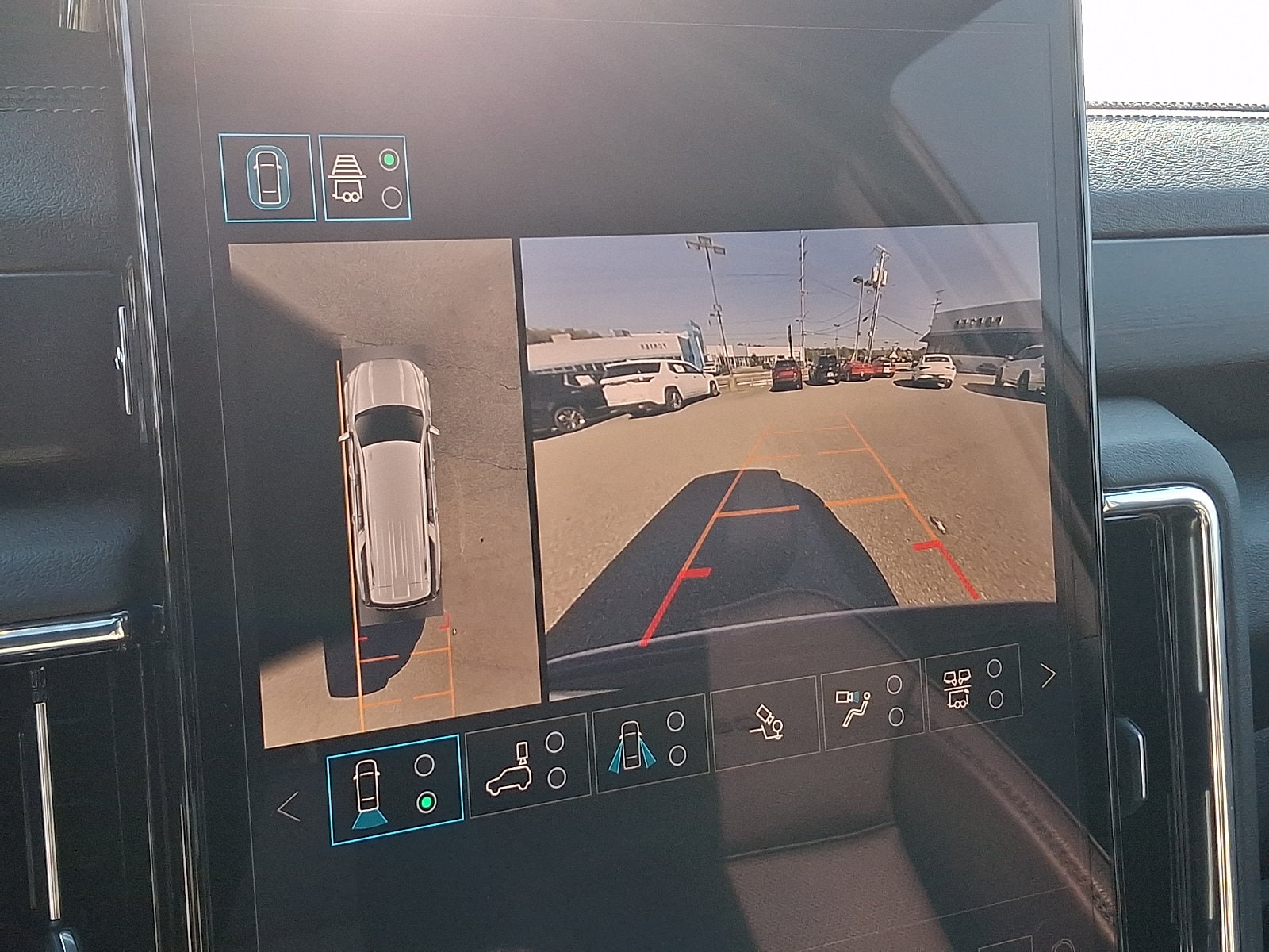 2026 GMC Yukon XL Denali - Photo 22