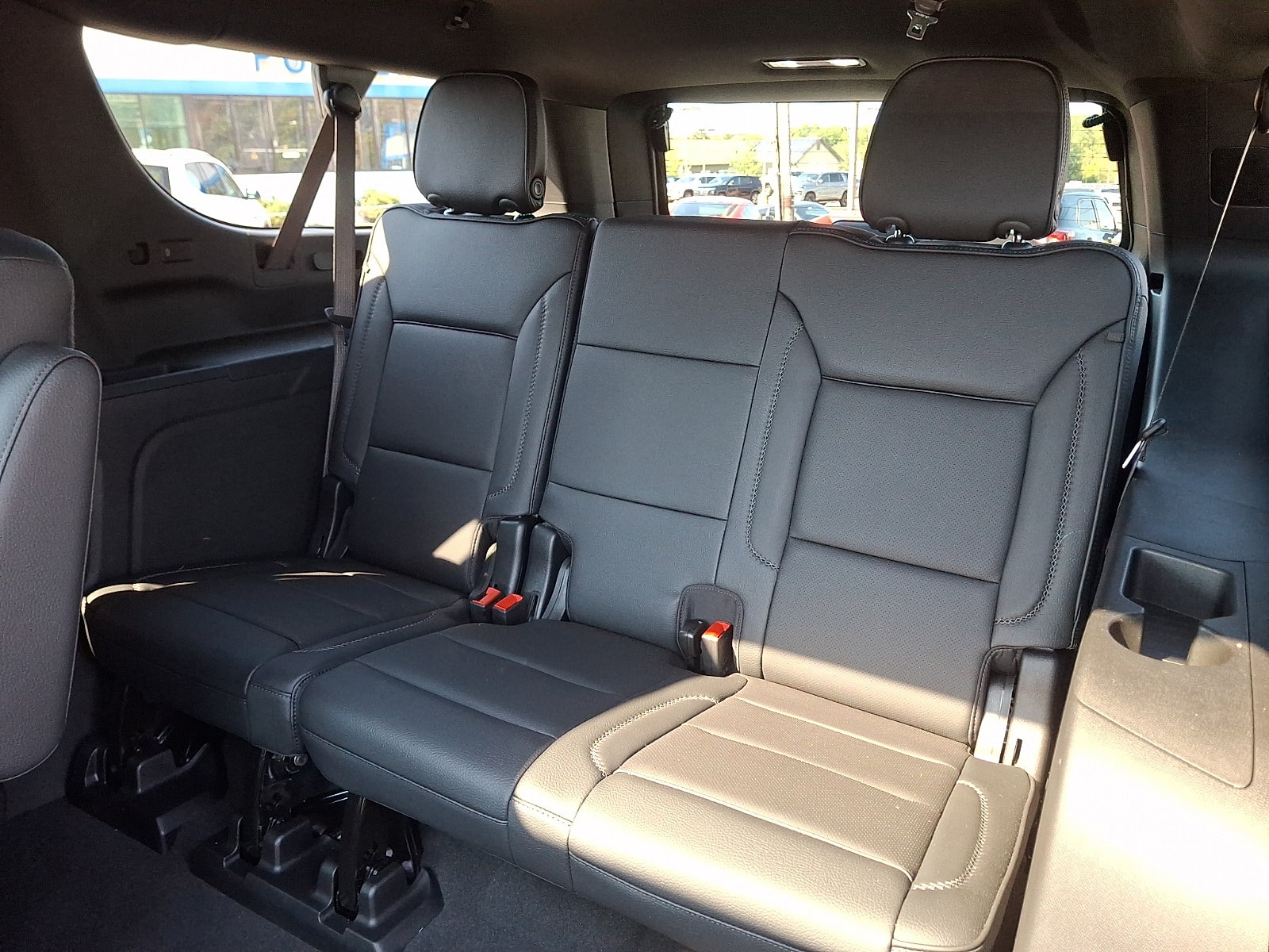 2026 GMC Yukon XL Denali - Photo 12